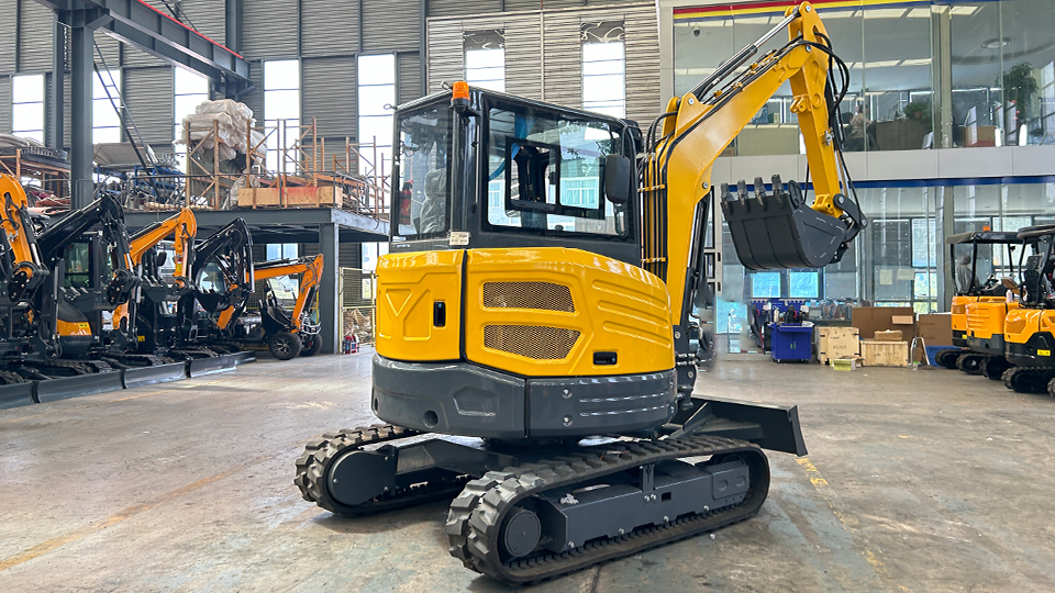 When to Rent an Excavator: Tips for Short-Term Projects