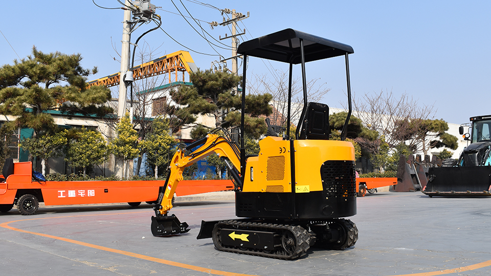 Unlocking the Potential of Small Excavators: Advanced Technologies and Features