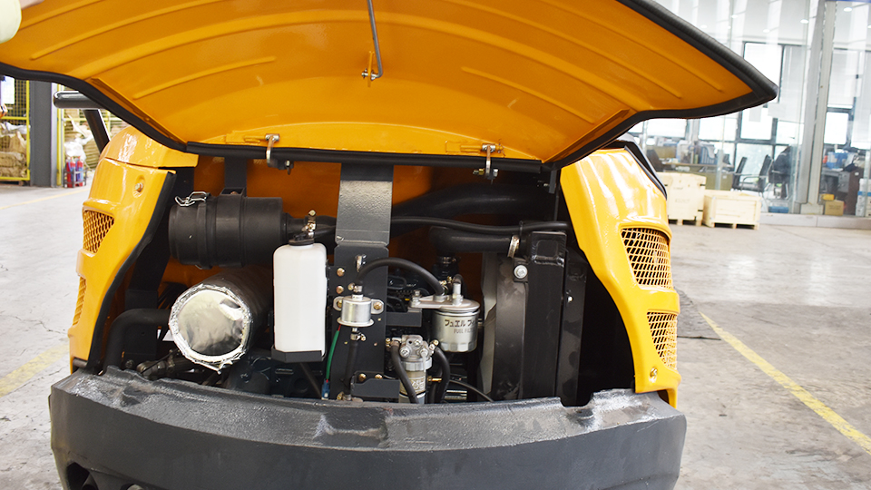 How does Caterpillar's dealer support work for used Excavator?