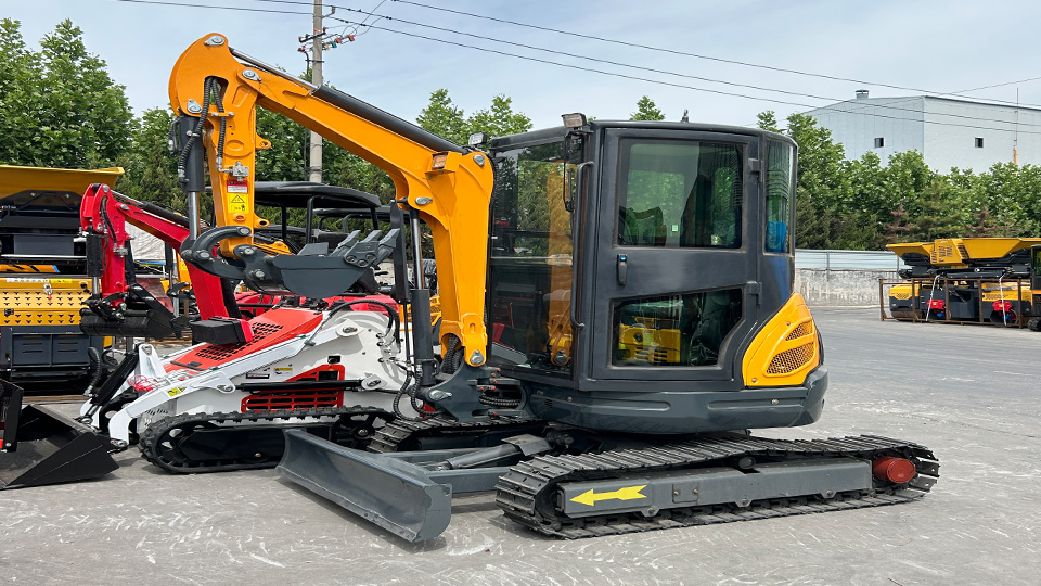 What are the signs of an excavator needing major repairs?